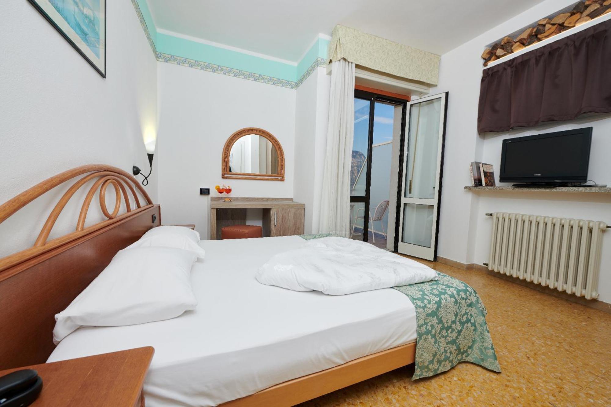 Hotel Eden Brenzone sul Garda Rum bild