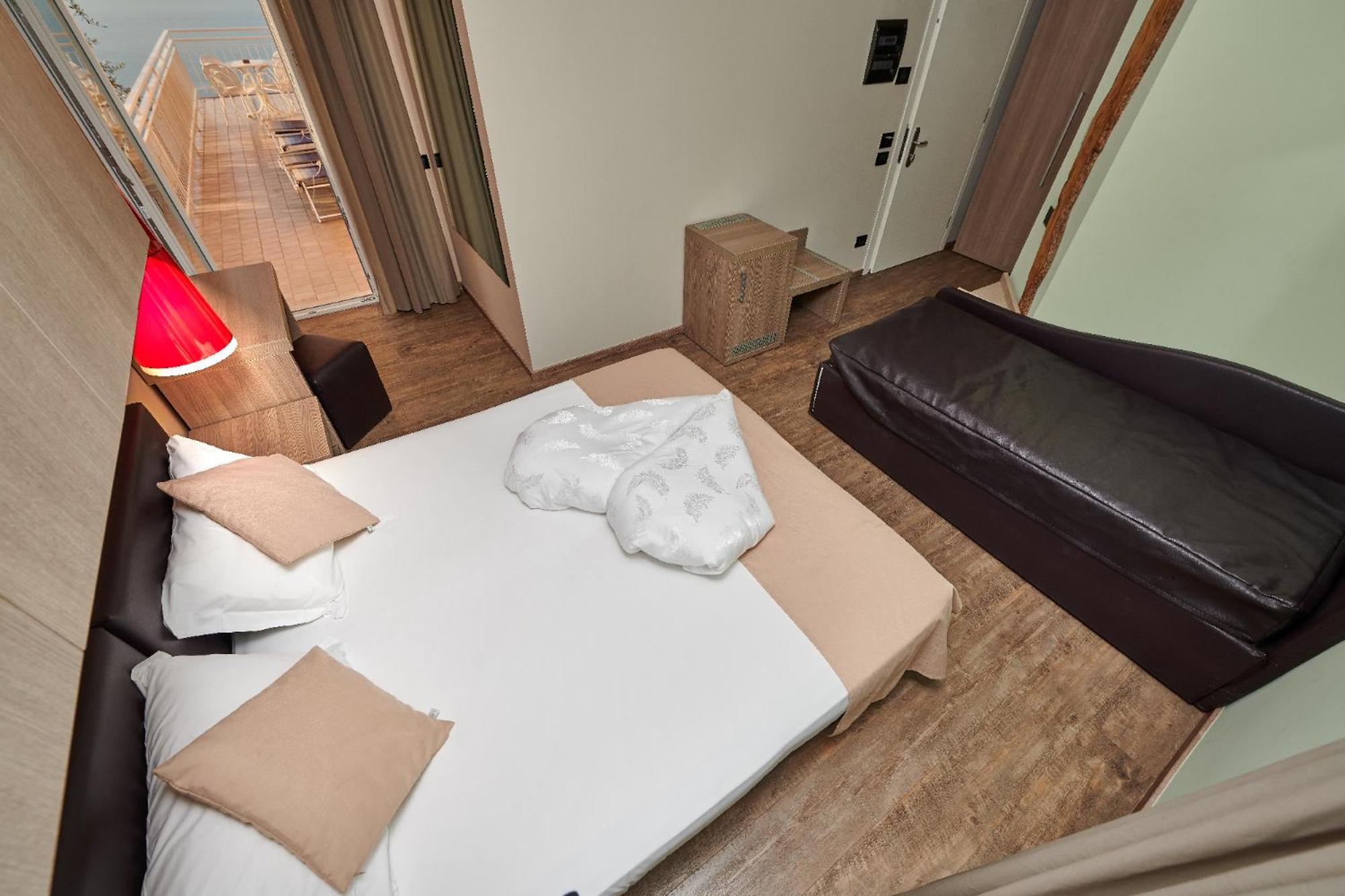 Hotel Eden Brenzone sul Garda Rum bild
