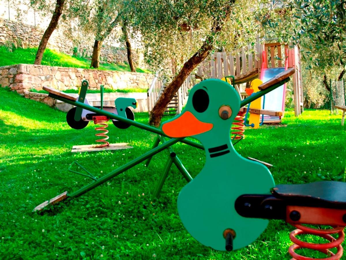 Hotel Eden Brenzone sul Garda Exteriör bild